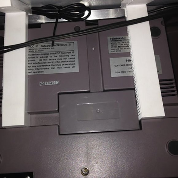 Nintendo NES Wall Mount Brackets Console Holder System Stand Mountable - Picture 5 of 6
